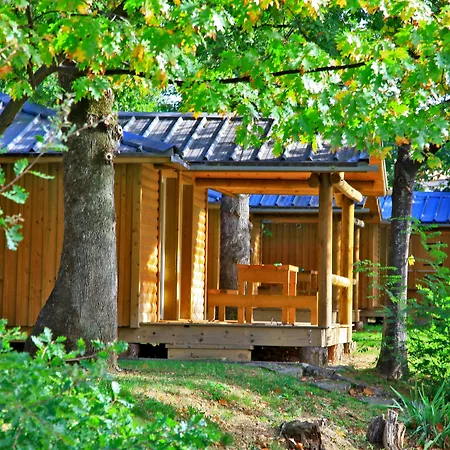 Albirondack Park Camping Lodge And Spa-2